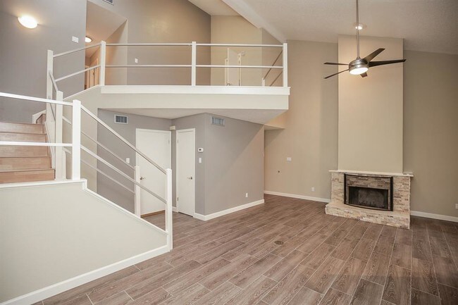 Foto del edificio - 9400 Doliver Dr