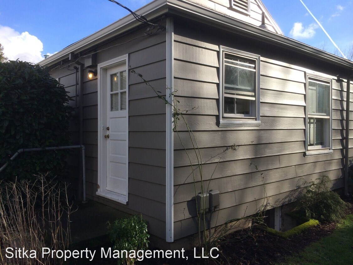 Primary Photo - 1406 N Blandena St