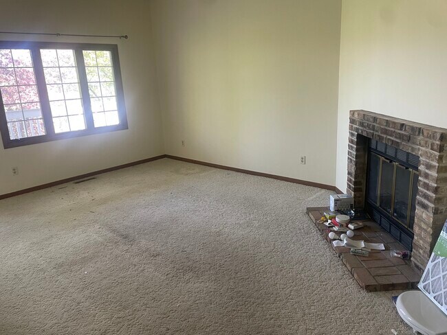 Foto del edificio - 3557 Blue Jay Way