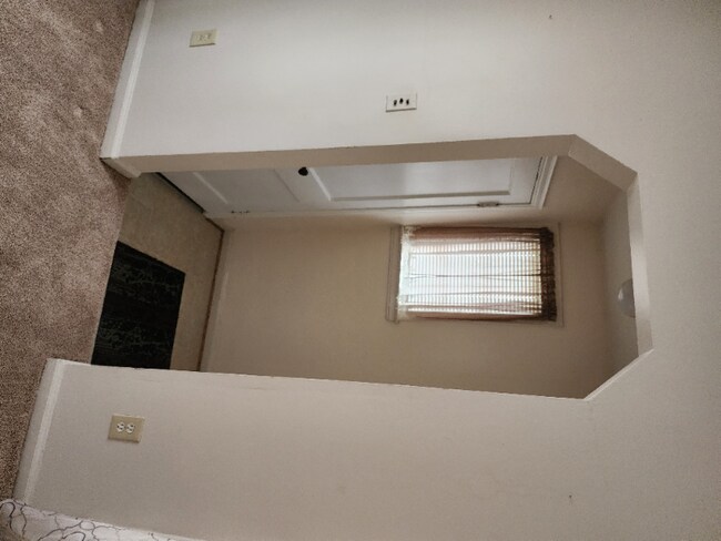 Foto del edificio - 20520 W Outer Dr