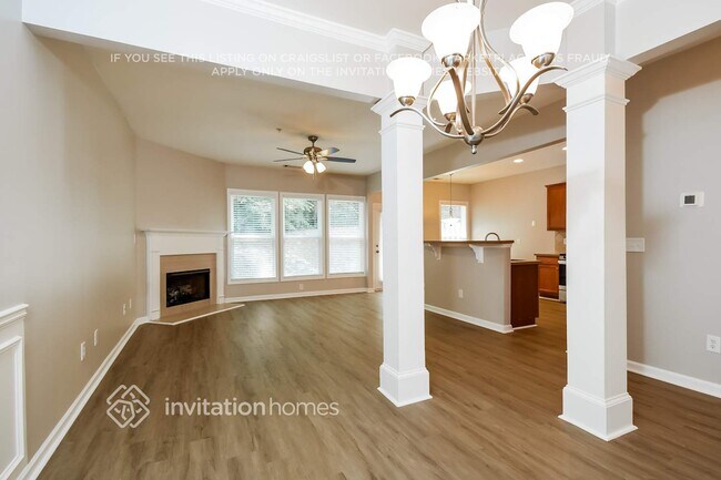 Foto del edificio - 1649 Caswell Pkwy