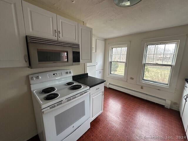 Building Photo - 471 Amity Rd