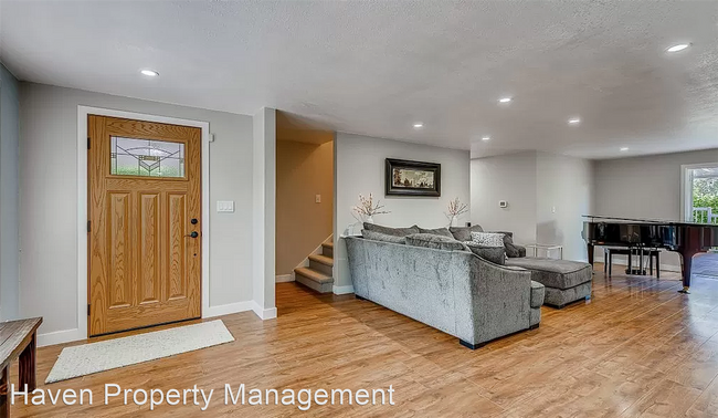 Foto del edificio - 4 br, 2.5 bath House - 28219 45th Ave S