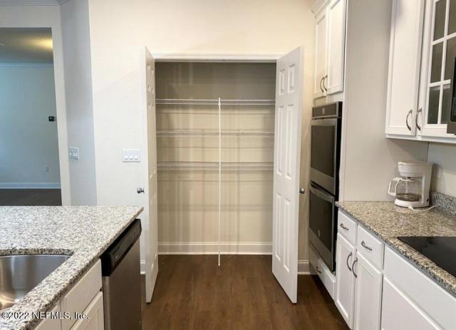 Building Photo - 4 bedroom in Jacksonville FL 32216