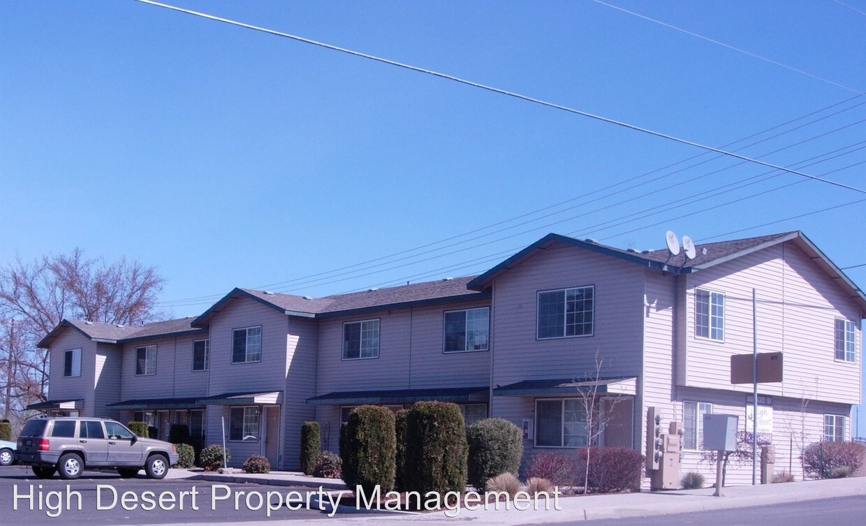 Primary Photo - 123 W Antler Ave