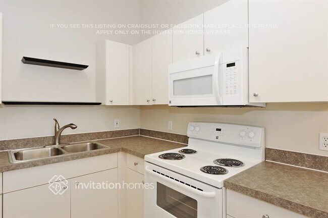 Foto del edificio - 2112 9th Ave W