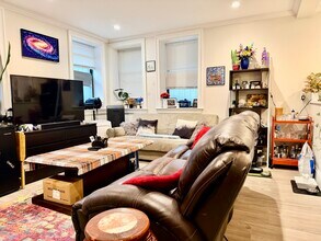 Building Photo - 31 Glenville Ave Building Photo - 31 Glenville Ave