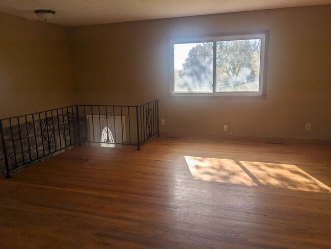 Foto del edificio - 1708 W 17th