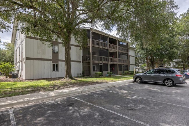 Building Photo - 6519 W Newberry Rd