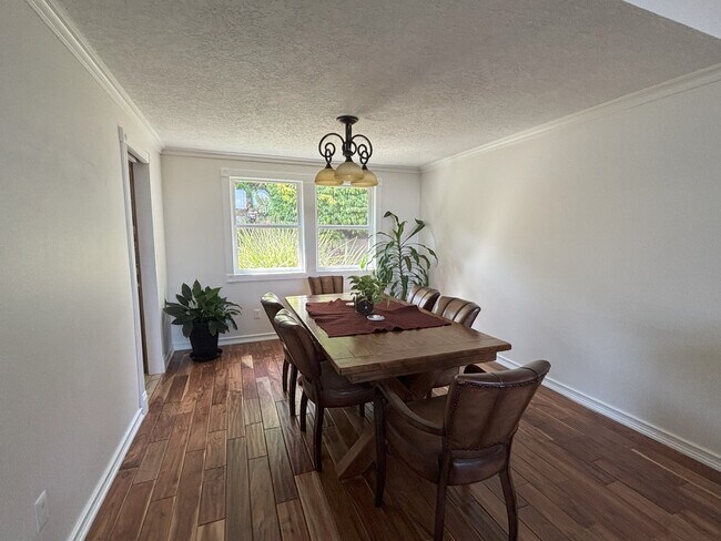 Foto del edificio - 17927 Ridge Lake Dr