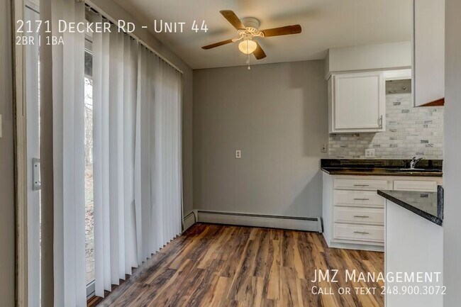 Foto del edificio - 2171 Decker Rd