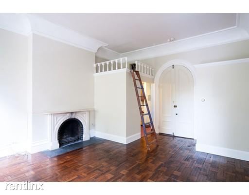 Building Photo - 103 Beacon St
