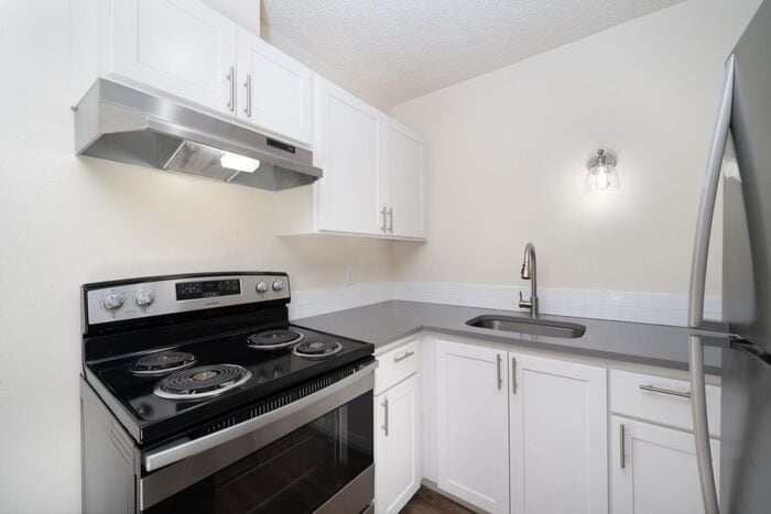 Primary Photo - 1 bedroom in Oregon City! Must See!! 1ST M...