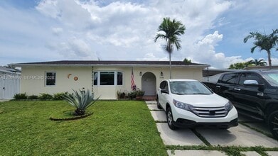 Building Photo - 11340 SW 48th St