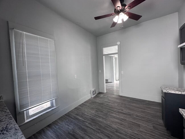 Foto del edificio - 607 Penn-E