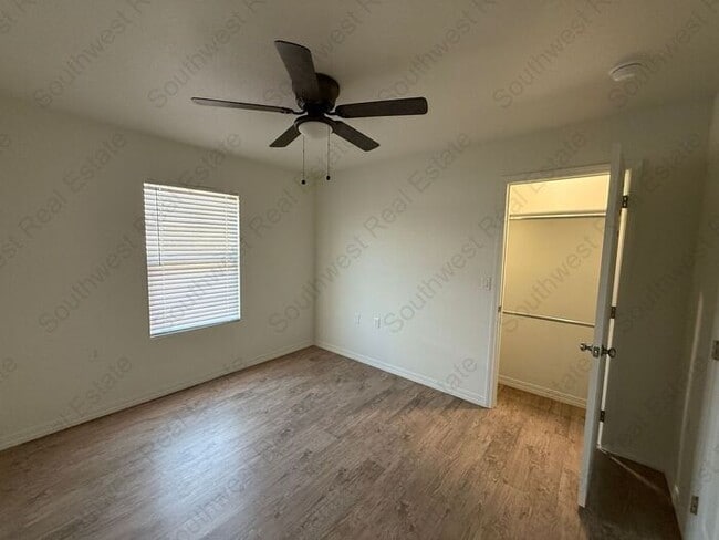 Building Photo - Brand New 2 bedroom 2 bath Duplex- ALL BIL...