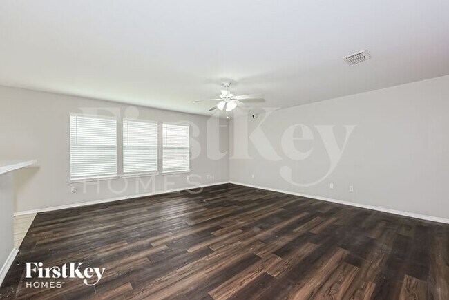 Building Photo - 1560 Sax Leigh Dr