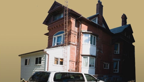 Primary Photo - Dowling Residence