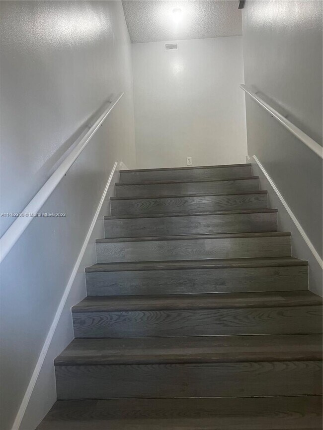 Foto del edificio - 2652 SE 21st Ct