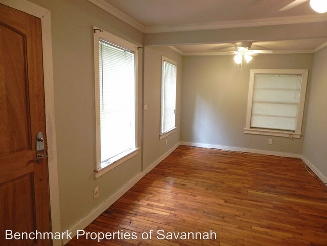 Building Photo - 2 br, 1 bath House - 104 West 76th Streeet