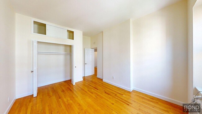 Foto del edificio - 306 E 91st St
