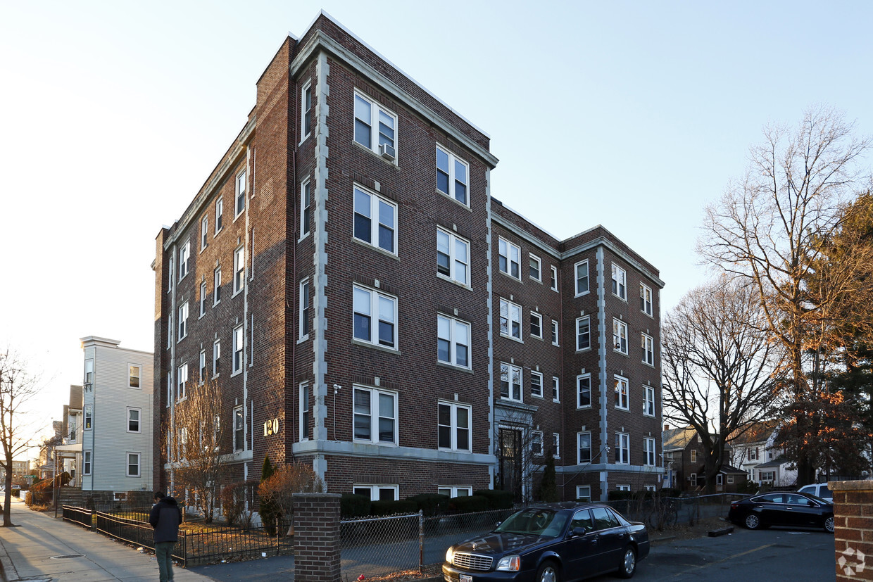 Primary Photo - Salem Street Apartments