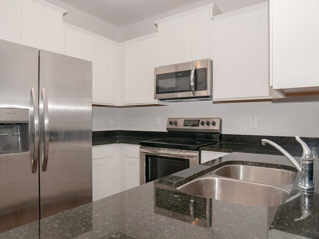 Foto del edificio - 2490 Ashton Park Ln