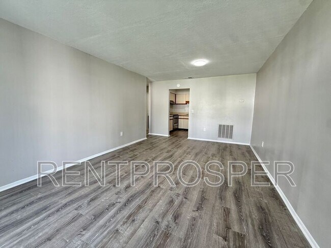 Building Photo - 4151 S Semoran Blvd