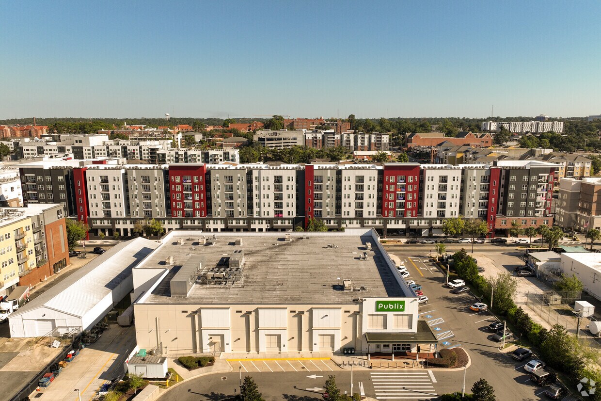 Alternar - Statehouse Gaines