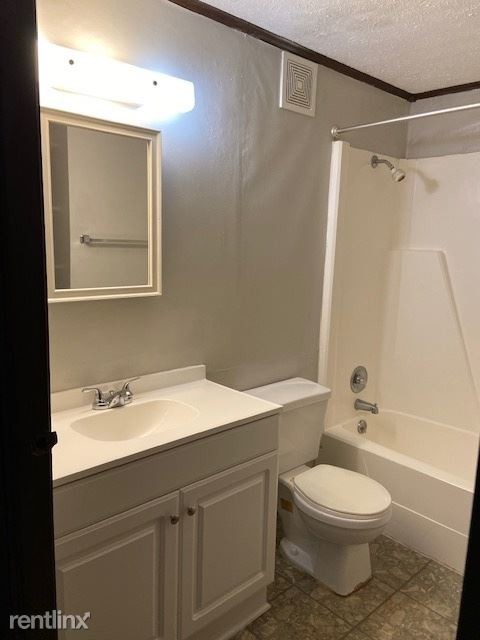 Building Photo - 1 br, 1 bath Apartment - 1381 State Route 125