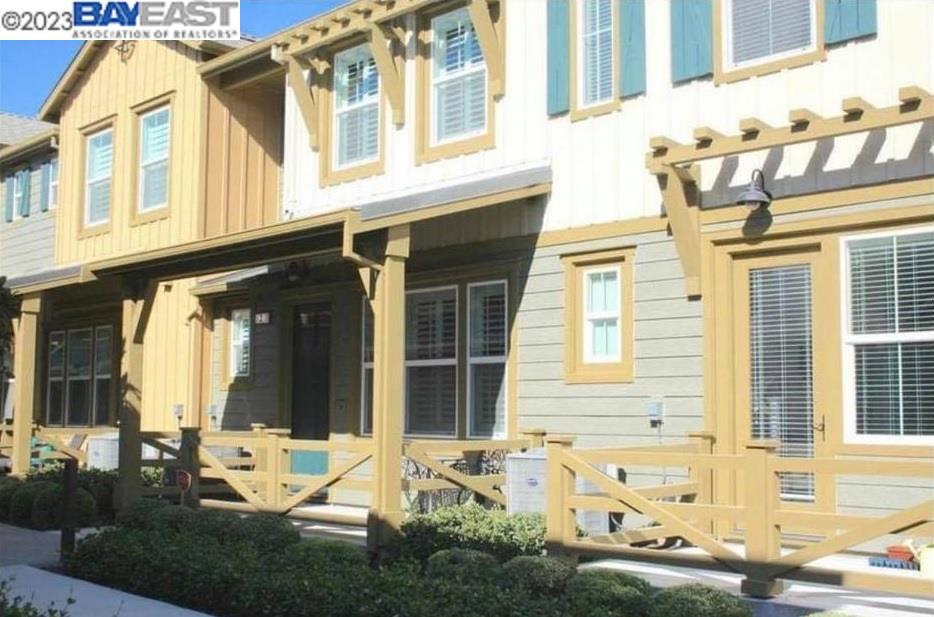 418 Persimmon Common Unit 2, Livermore, CA 94551 Condo for Rent in Livermore, CA