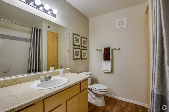 2 BR, 2 BA - 1,015 SF - Rancho De Montana