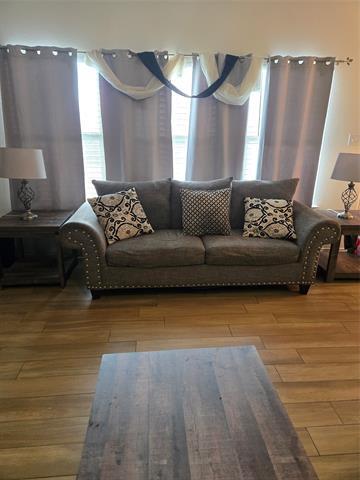 Foto del edificio - 107 Kennedy Dr