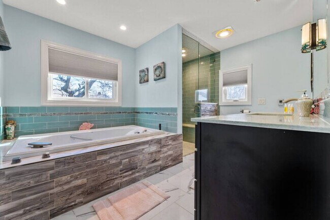 Building Photo - Work Friendly Renovated Home in University...