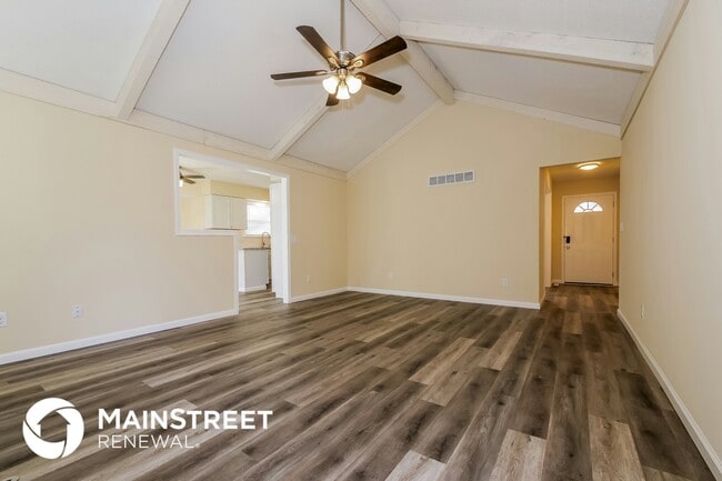 Building Photo - 500 NW 36th St Terrace