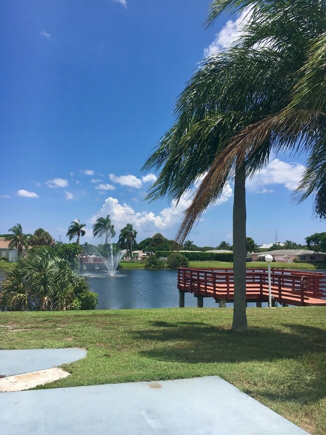 Foto del edificio - 197 High Point Ter W