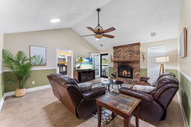 Foto del edificio - 4791 Lackawanna Ln