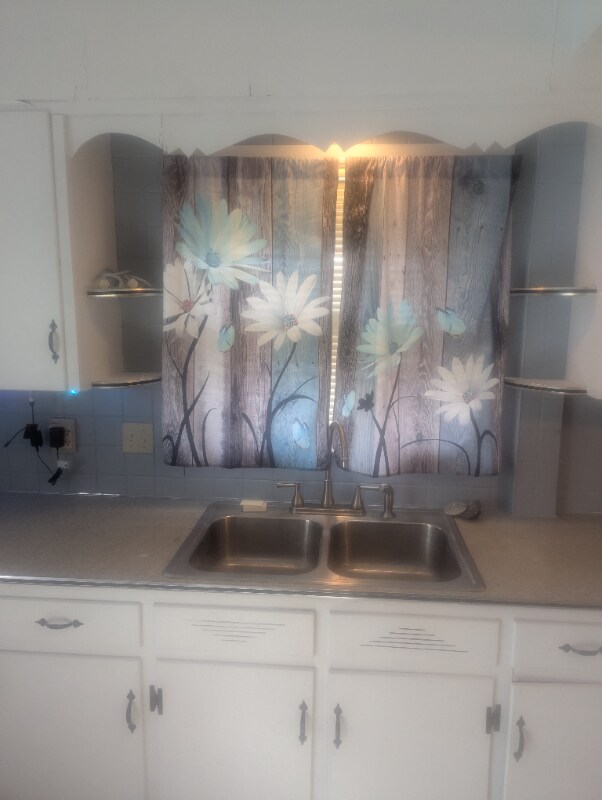 Foto del edificio - 1544 Edgewood St NE