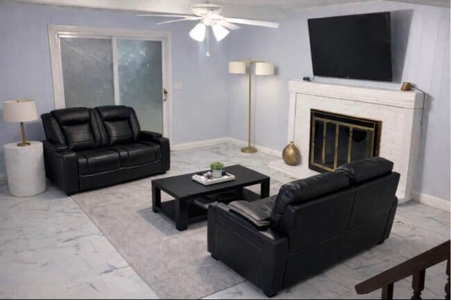 Foto del edificio - 8604 Wayfield Ct