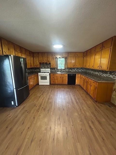 Foto del edificio - 1114 Moody Ln
