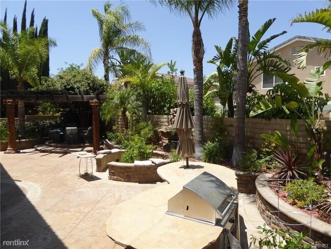 Building Photo - 4 br, 3 bath House - 29019 Madrid Pl