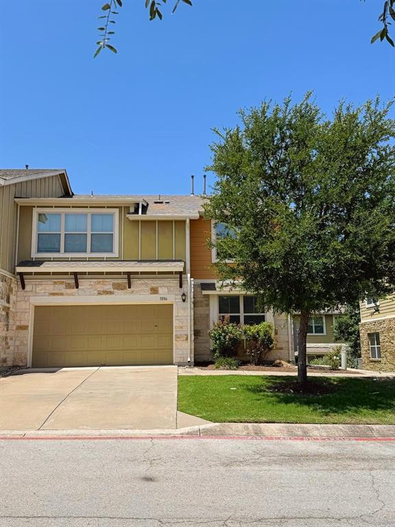Foto principal - 1620 Bryant Dr
