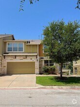 Building Photo - 1620 Bryant Dr