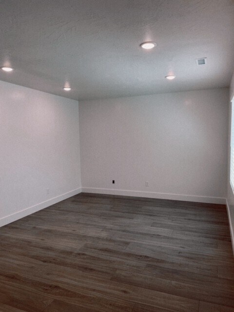 Foto del edificio - 204 W 350 N St