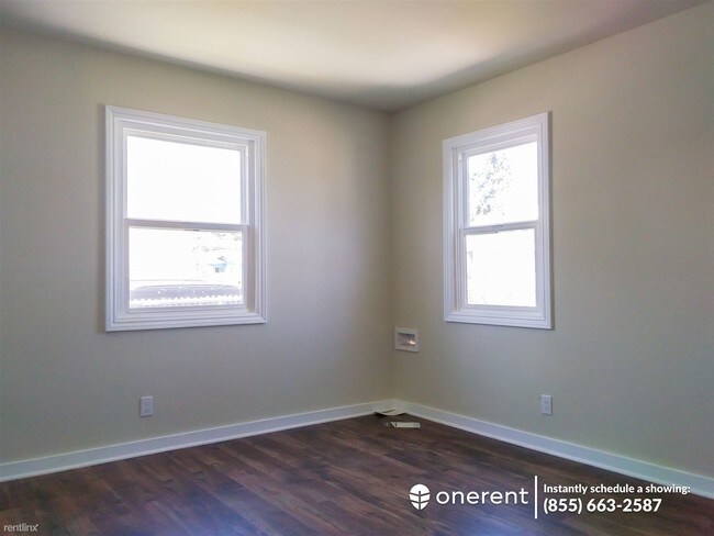 Foto del edificio - 2 br, 1 bath Duplex - 2696 Parker Ave