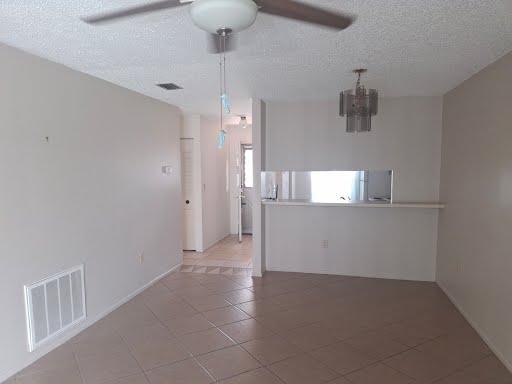 Building Photo - 2933 Stillwell Ct