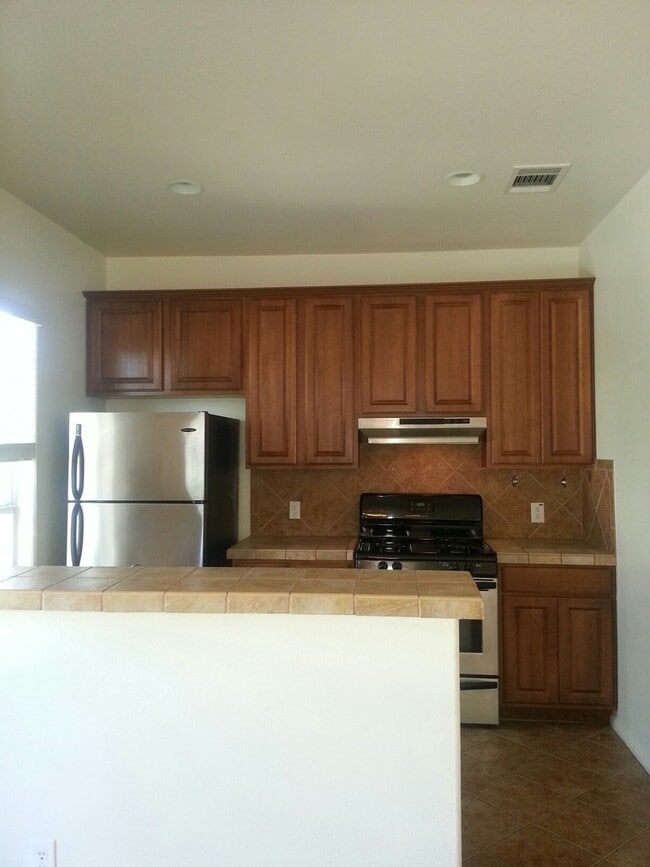 Foto del edificio - 5102 Caswell Ave