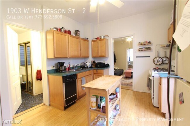 Building Photo - Charming 2 bedroom in Roscoe Village