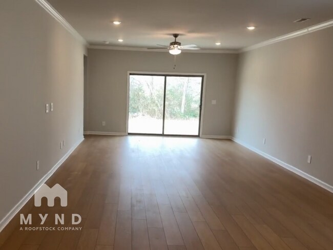 Building Photo - 15697 Ruthie Lynn Dr