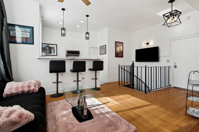 Foto del edificio - 330 Julia St